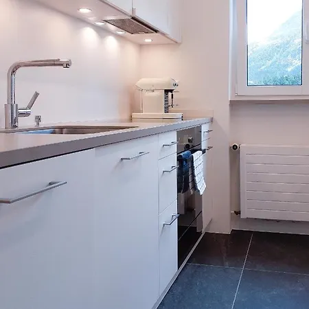 Lejlighed Renovierte Mit Pool, Sauna Und Parkplatz St. Moritz